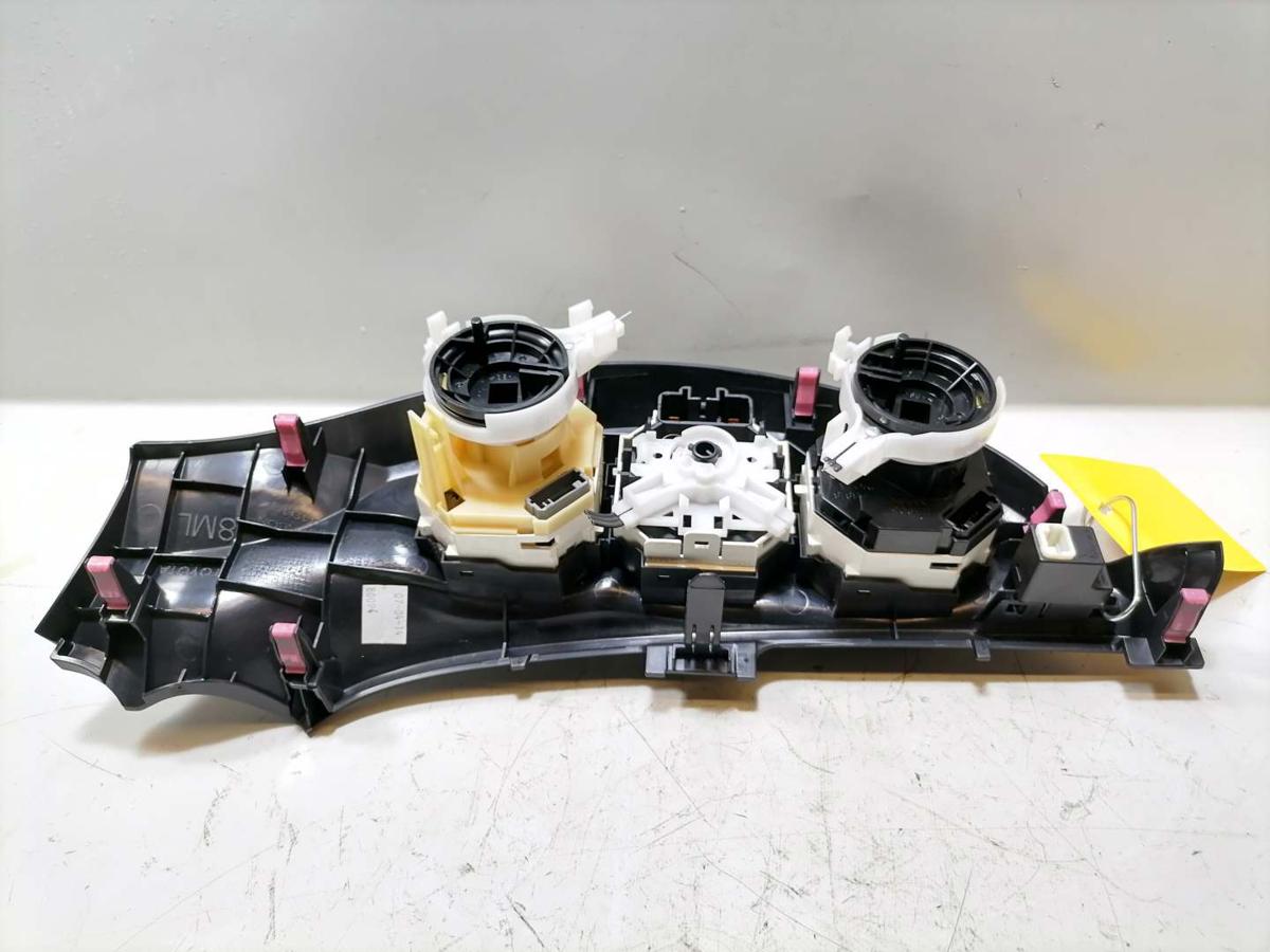 Toyota Yaris XP13 original Klimabedienteil Heizungsregulierung 554060D490 BJ14
